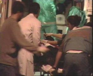 El equipo de sanitarios en plena accion