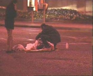 El cuerpo de Ana yace en mitad de la calle