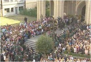 Entierro del Agente, todos contra ETA Entierro del Agente, todos contra ETA