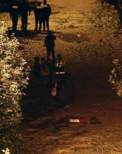 Las Fuerzas de seguridad en el lugar, momentos despues del aentado. Las Fuerzas de seguridad en el lugar, momentos despues del aentado.